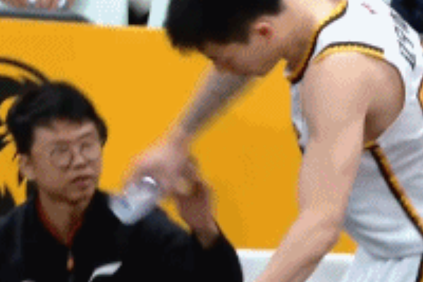  廣廈逆襲！遼寧男籃新賽季首戰失利遭遇慘敗