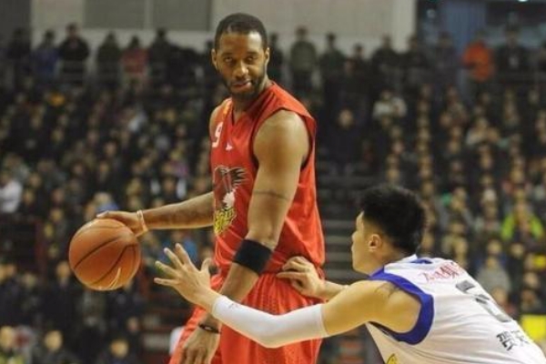 CBA歷史上哪位外援給中國球隊帶來(lái)最大幫助？